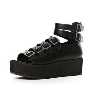 YRU Mirage Platform Sandal